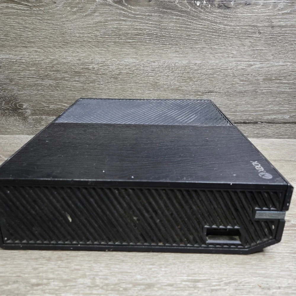 Microsoft Xbox One Console - Black For Parts Or Repair